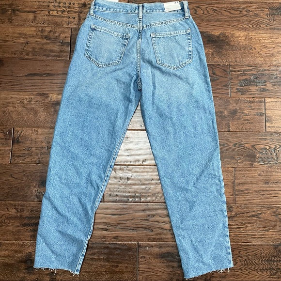 Forever 21 Premium Mom jeans, medium wash - Picture 5 of 5